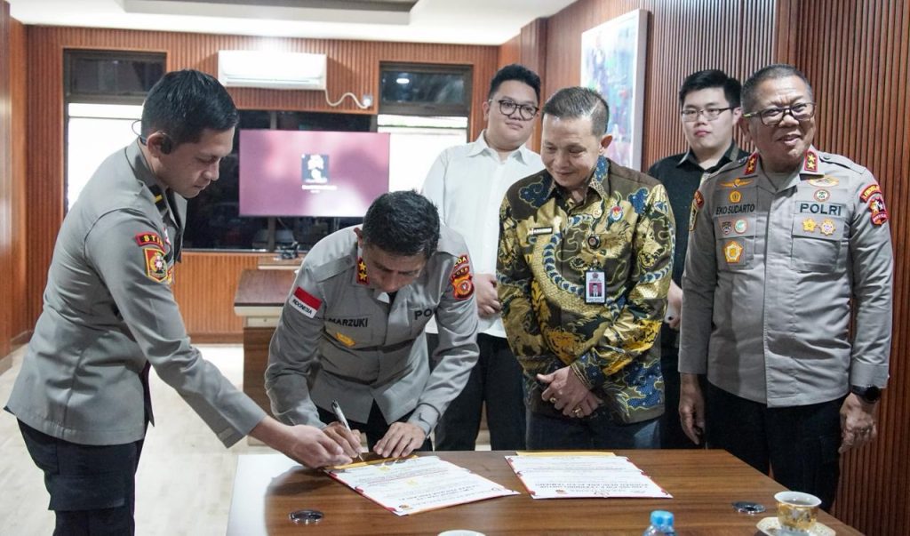 Kapolda Aceh Terima 1,2 Juta PIN E-Learning untuk Pembelajaran Mandiri Siswa Korban Bencana