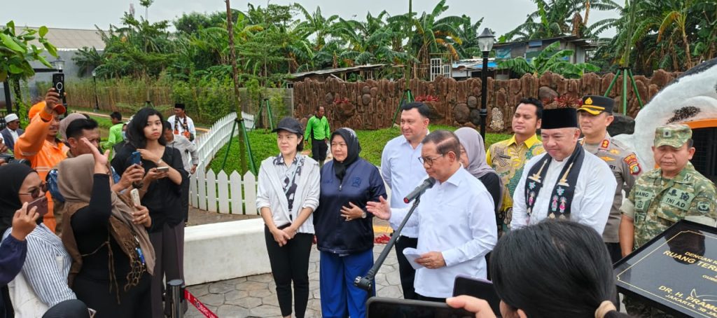 Polres Metro Jakarta Utara Gelar Pengamanan Gubernur DKI Jakarta Resmikan Taman Kelinci Roci di Cilincing