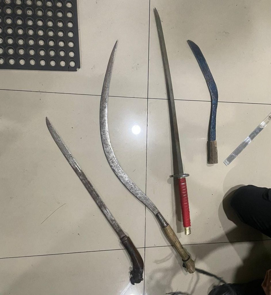 Cegah Tawuran di Bekasi Timur, Tim Perintis Presisi Amankan Remaja Bersenjata Tajam