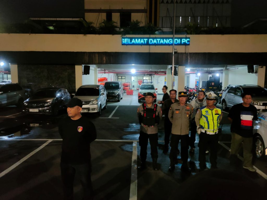 Sinergi Tiga Pilar, Polres Metro Bekasi Kota Gelar Patroli Skala Besar Antisipasi Kejahatan Jalanan