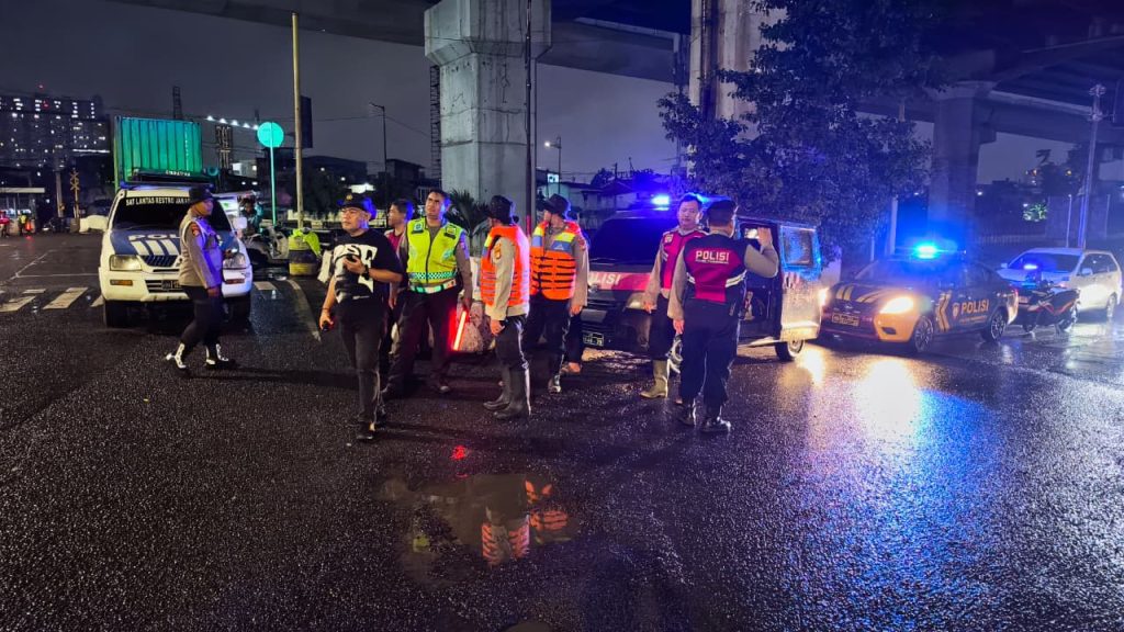 Polsek Pademangan Gelar KRYD Dini Hari, Empat Orang Diamankan di Kawasan Ancol