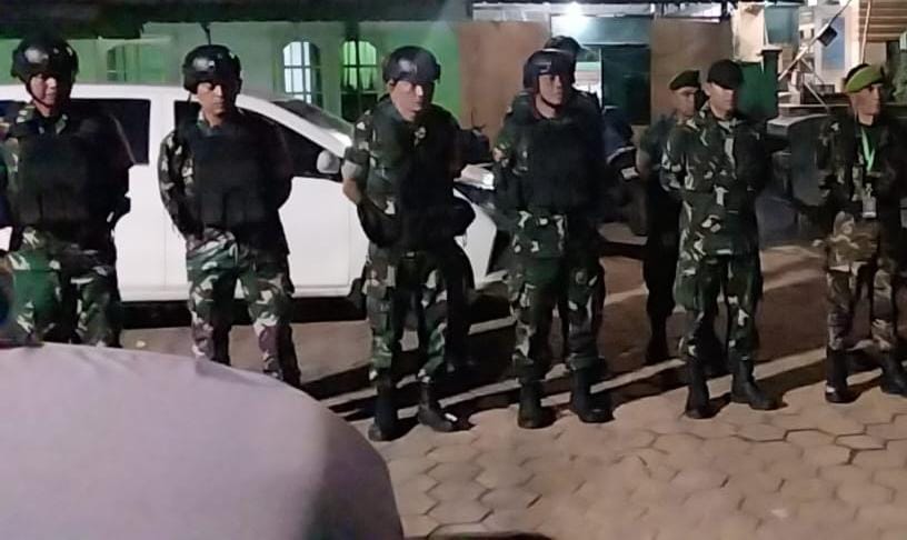 Koramil 05/Kramatjati-Makasar Gelar Patroli dan Siskamling Keliling, Perkuat Sinergi Jaga Keamanan Wilayah