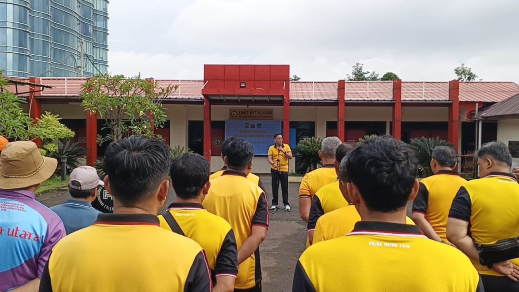 Polsek Metro Penjaringan Gelar Apel Jum’at Bersih, Wujudkan Gerakan Indonesia Asri Bersama Tiga Pilar