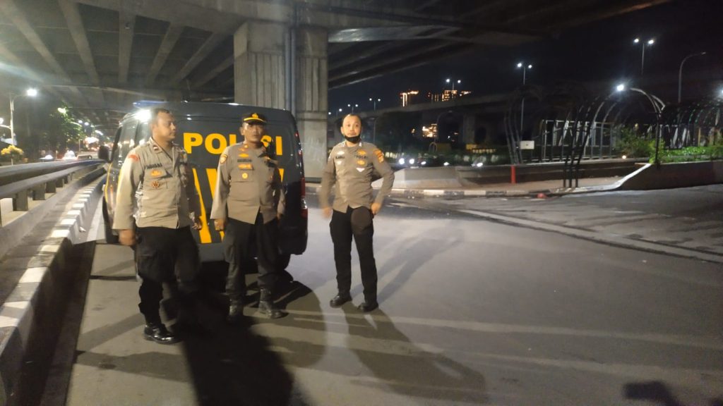 Polsek Bekasi Selatan Intensifkan Patroli Skala Besar di Wilayah Potensi Rawan Kamtibmas