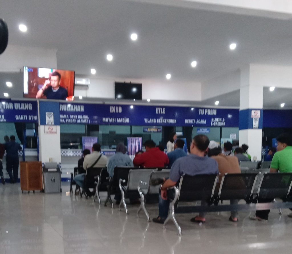 Wajib Pajak Apresiasi Layanan Samsat Cikarang: Nyaman, Transparan, dan Tanpa Ribet!