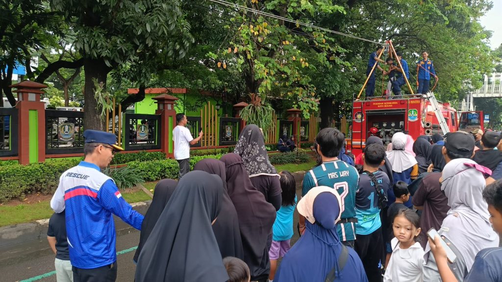 Disdamkarmat Kota Bekasi Warnai CFD dengan Edukasi dan Games Kebencanaan