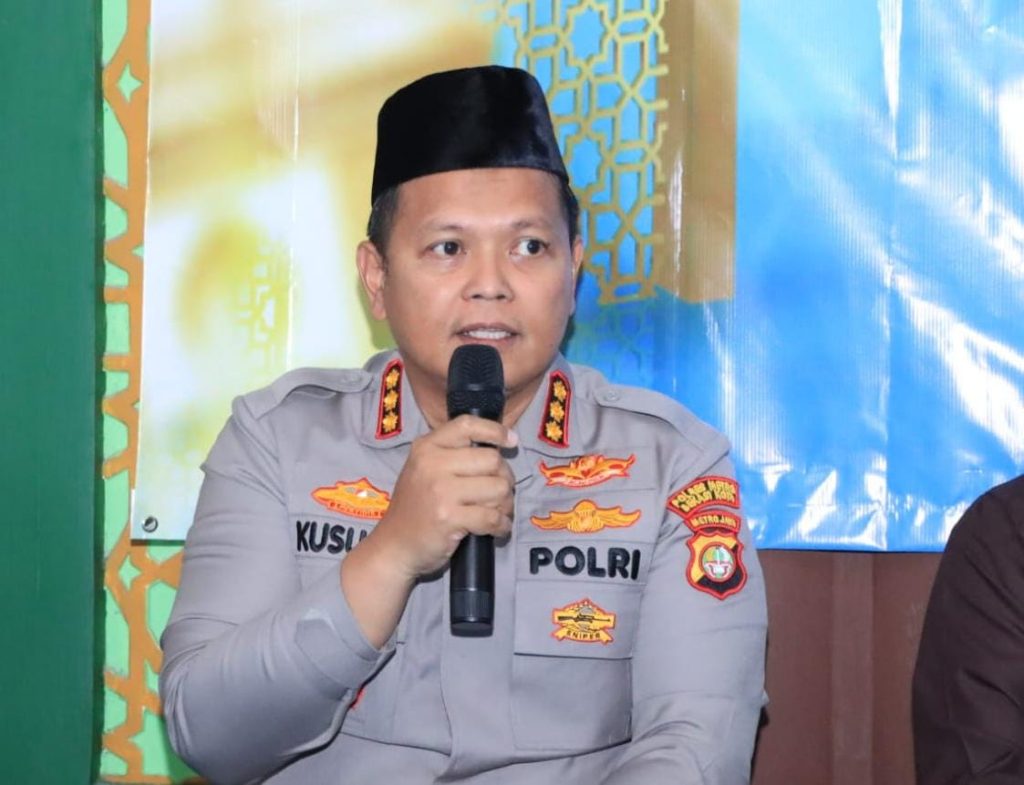 Buka Puasa Bersama dan ‘Commander Wish’, Kapolres Metro Bekasi Kota Ajak Personel Jaga Kamtibmas Ramadhan dengan Ikhlas