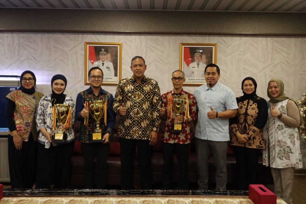 Wali Kota Bekasi Terima Audiensi Sanggar Gantari Gita Khatulistiwa, Prestasi Internasional Jadi Motivasi Sanggar Lain