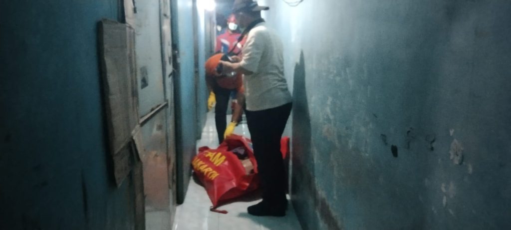 Pria Ditemukan Meninggal di Kontrakan Kalibaru, Polisi Pastikan Tidak Ada Tanda Kekerasan