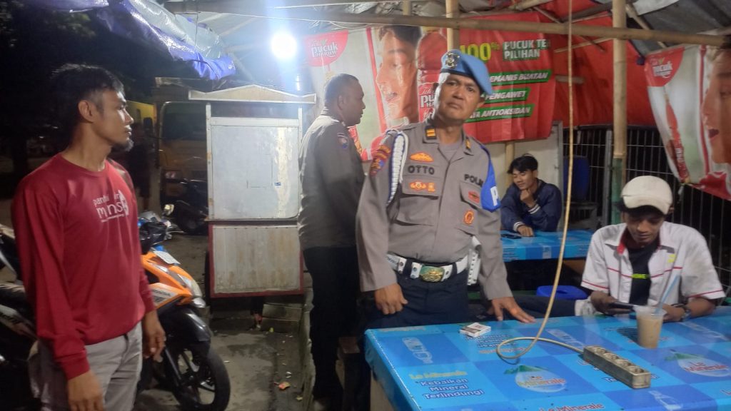 Jaga Kekhusyukan Ramadhan, Polsek Medan Satria Sisir Titik Rawan Tawuran Hingga Bubarkan Kerumunan Pemuda