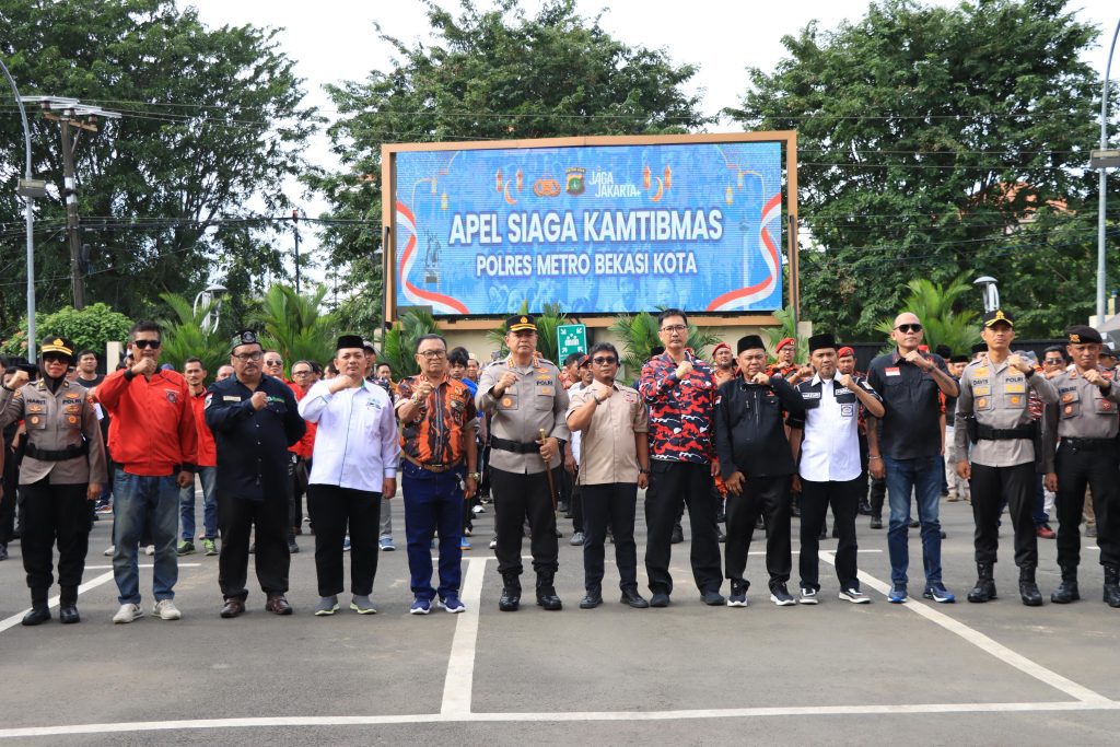 Perkuat Keamanan Ramadhan, Polres Metro Bekasi Kota Gandeng 68 Ormas dalam Apel Siaga Kamtibmas