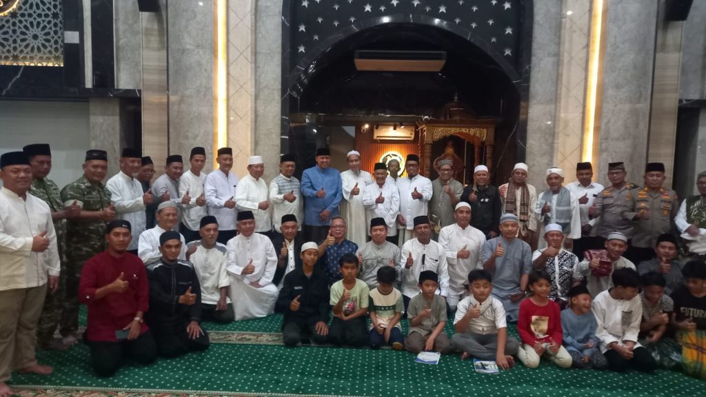 TARAWIH KELILING (TARLING) 11 RAMADHAN 1447 H BERSAMA FORKOPIMDA KOTA BEKASI DI WILAYAH POLSEK BANTARGEBANG BERLANGSUNG KHIDMAT DAN KONDUSIF