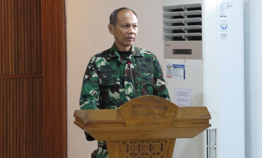 Penyuluhan Bintal Kepada Prajurit, PNS dan Persit KCK Cabang XIX Kodim 0505/JT