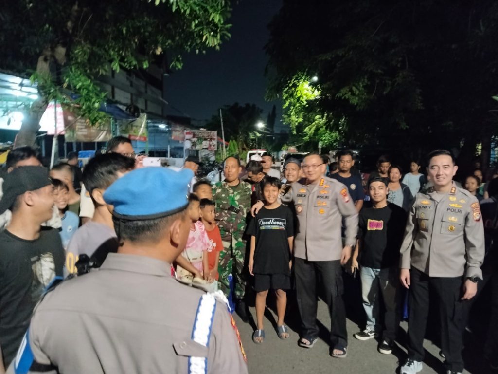 Cegah Tawuran Remaja, Polsek Koja Gelar Lomba Lari Malam Hari