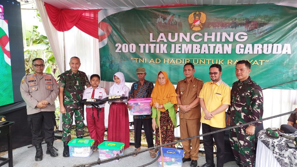 Launching Jembatan Gantung Manggala “Garuda” Perkuat Akses Warga Setu–Serang Baru