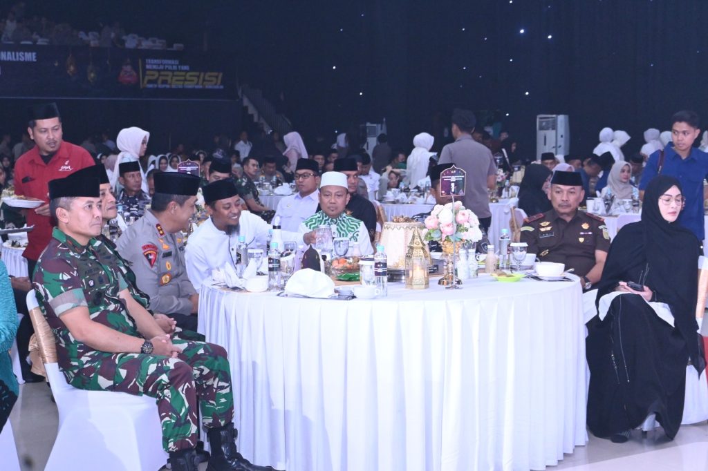 Danlanud Sultan Hasanuddin Hadiri Buka Puasa Bersama TNI-Polri dan Forkopimda Sulsel