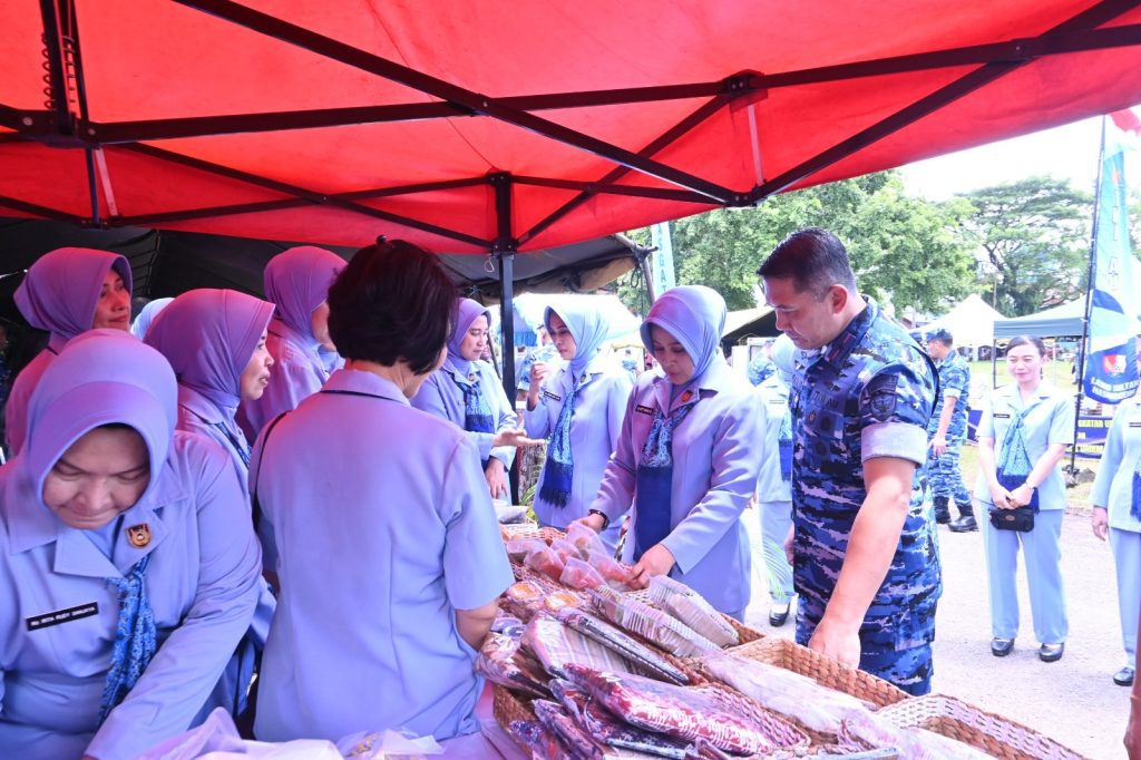 Lanud Sultan Hasanuddin Gelar Bazar Ramadan TNI Serentak, Jelang Idul Fitri