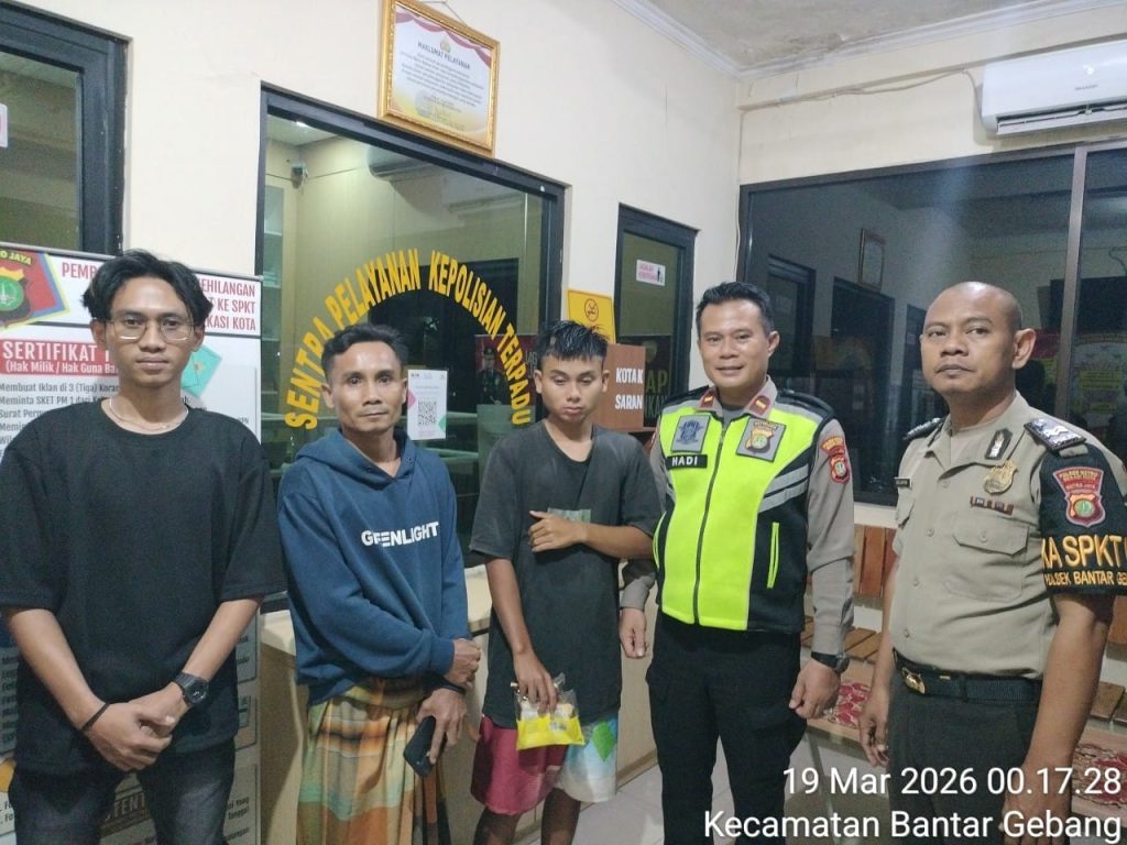REMAJA TERLANTAR BERHASIL DIAMANKAN, POLSEK BANTAR GEBANG GERAK CEPAT HUBUNGI KELUARGA.