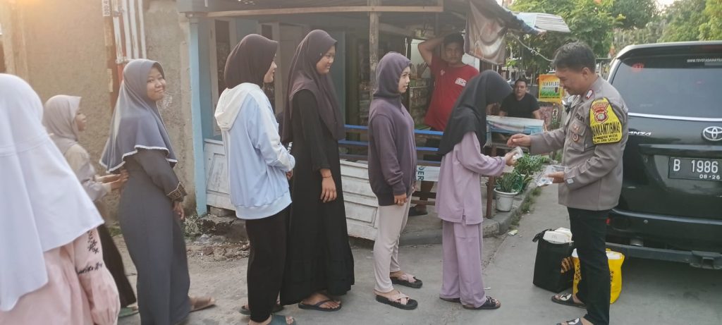 Bhabinkamtibmas Kelurahan Harapan Mulya Gelar Ramadhan Berbagi untuk Anak Yatim