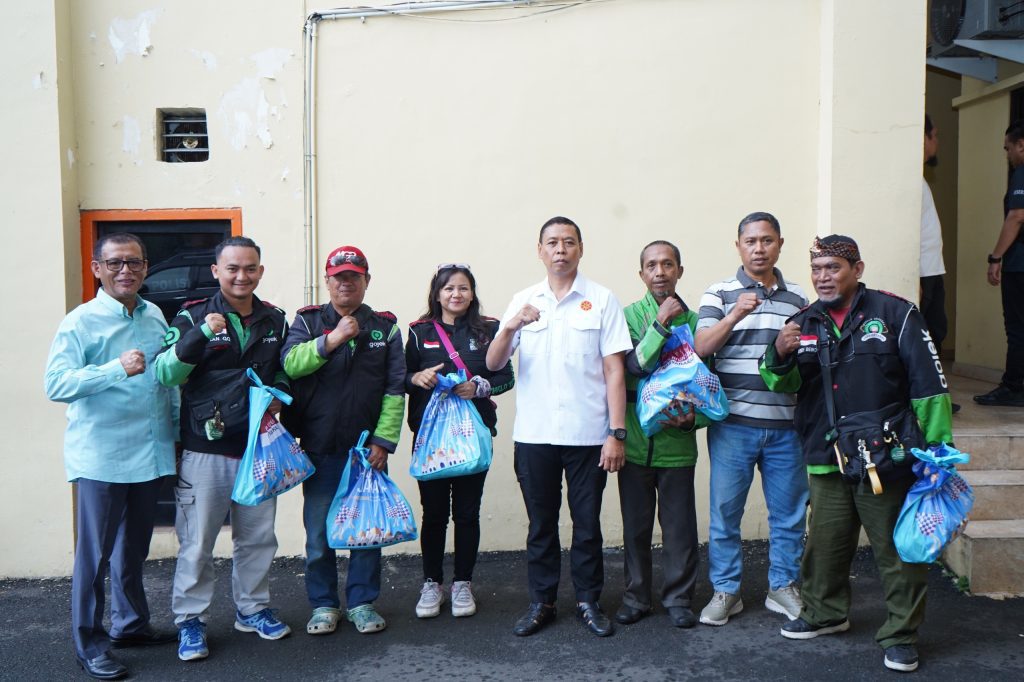 Polres Metro Jakarta Utara Salurkan Tali Asih untuk Mahasiswa, Komunitas Ojol, dan Ormas