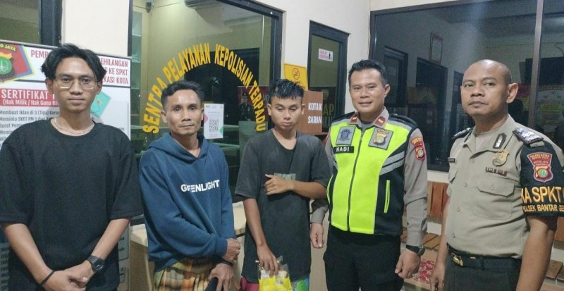 Remaja Terlantar “Polsek Bantargebang Gerak Cepar Hubungi Keluarga”