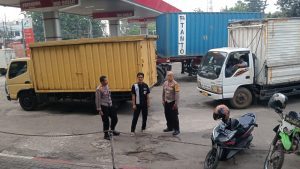 Jamin Kelancaran Distribusi, Polsek Bantargebang Monitoring Ketat Stok BBM di SPBU Pangkalan