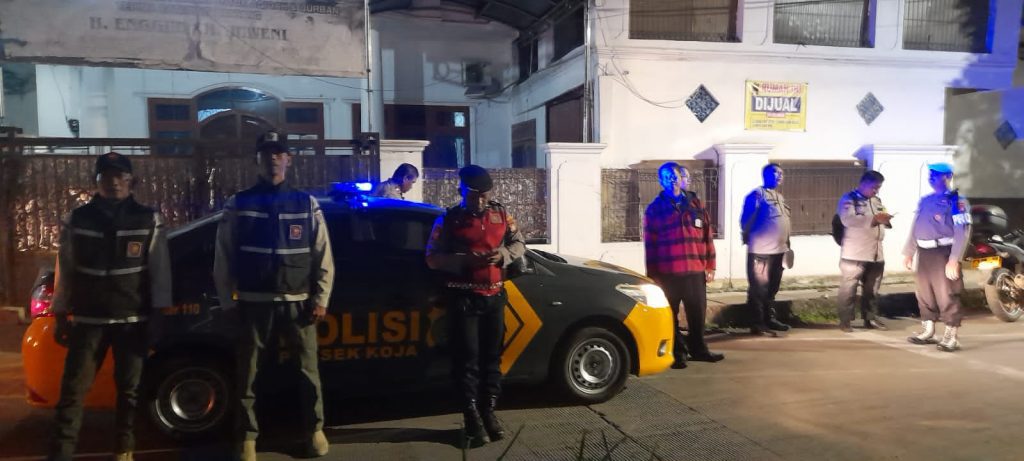 Antisipasi Tawuran, Polsek Koja Gelar Operasi Cipta Kondisi Hingga Dini Hari