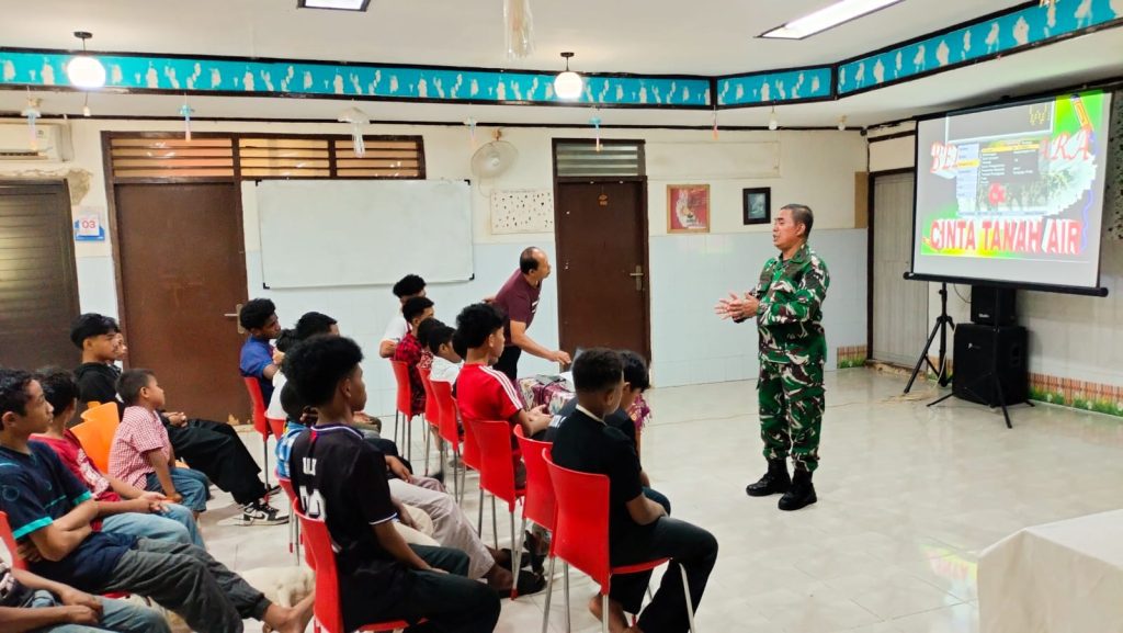 Korem 051/WKT Tanamkan Wawasan Kebangsaan kepada Anak Panti, Tumbuhkan Cinta Tanah Air Sejak Dini melalui Babinsa Sawangan, Depok