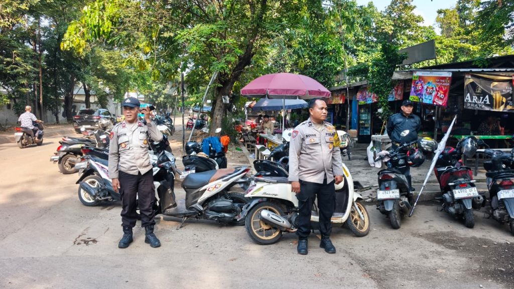 Polsek Pademangan Lakukan Monitoring dan Pengamanan Keberangkatan Massa Buruh ke Aksi Pra May Day 2026