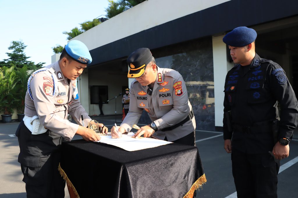 Serah Terima Mako Brimob, Perkuat Sinergi Jaga Keamanan Kota Bekasi.