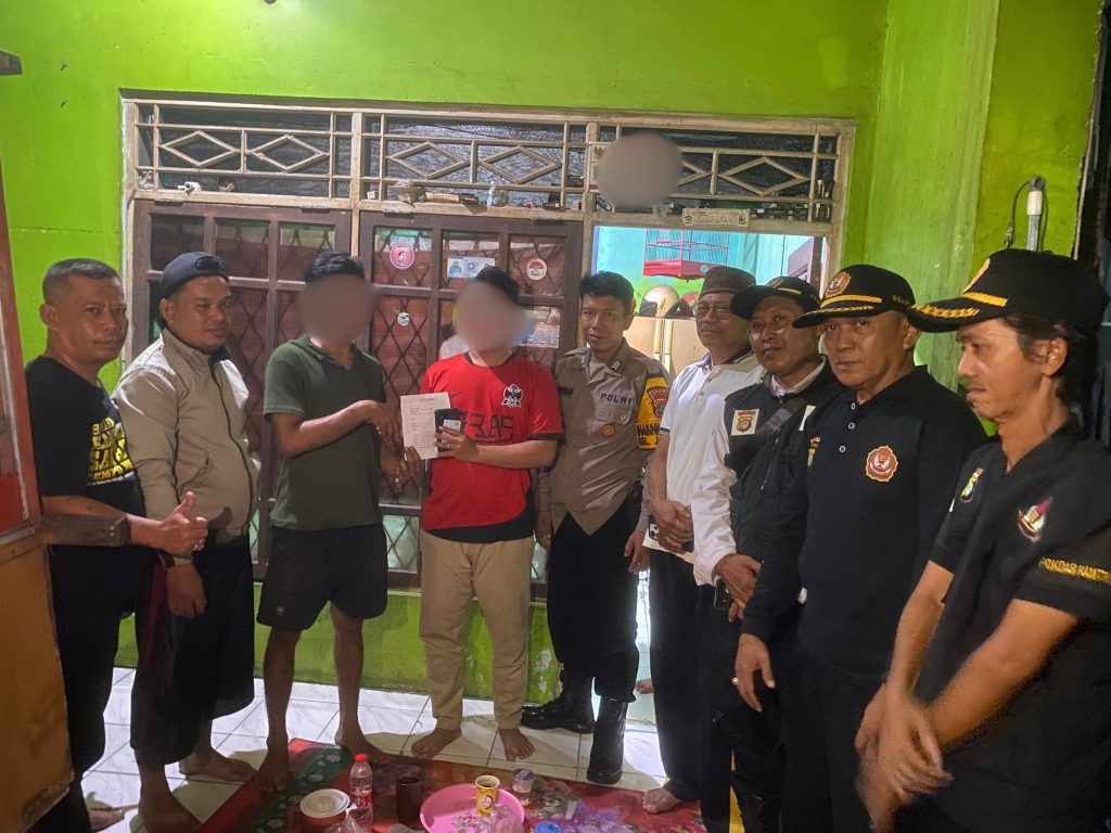 Bhabinkamtibmas Jatimurni Berhasil Mediasi Perselisihan Warga, Permasalahan Berakhir Damai