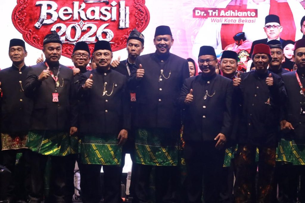 Lebaran Bekasi II, Tri Adhianto Dilantik sebagai Ketua Umum BKMKB Kota Bekasi