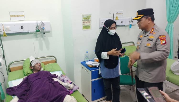 Kapolres Metro Bekasi Kota Sambangi RS Citra Arrafiq, Pastikan Penanganan Intensif Korban Ledakan Gas