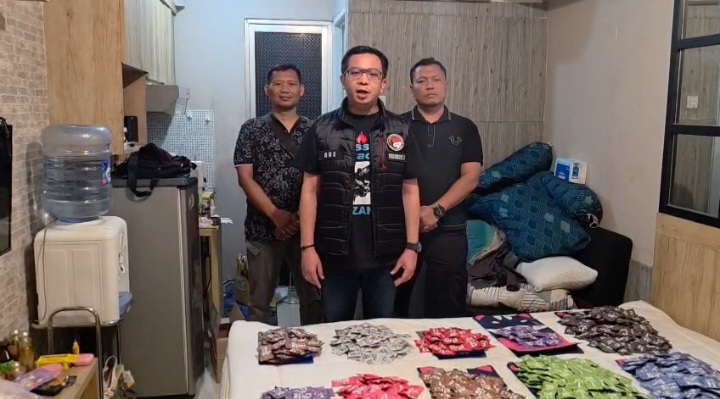 Polda Metro Jaya Gagalkan Peredaran 1.409 Vape Etomidate di Jaktim, 1 Wanita Diamankan