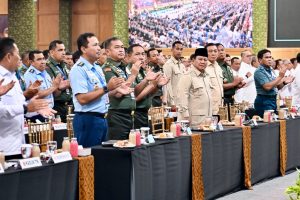 Panglima TNI Dampingi Presiden Berikan Taklimat kepada 1.500 Komandan Satuan TNI di Unhan Bogor