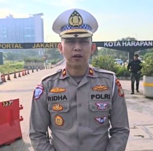 Kasat Lantas Polres Metro Jakarta Utara Turun Langsung Atur Lalin di BKT